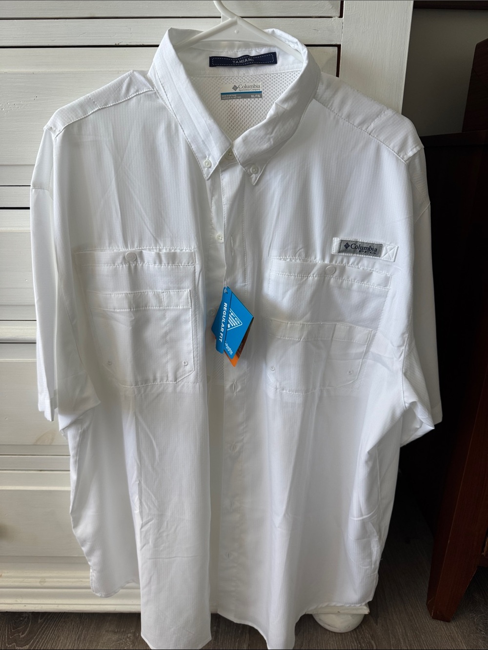 Columbia Men’s White Short-Sleeve Button-Down Tamiami Shirt
